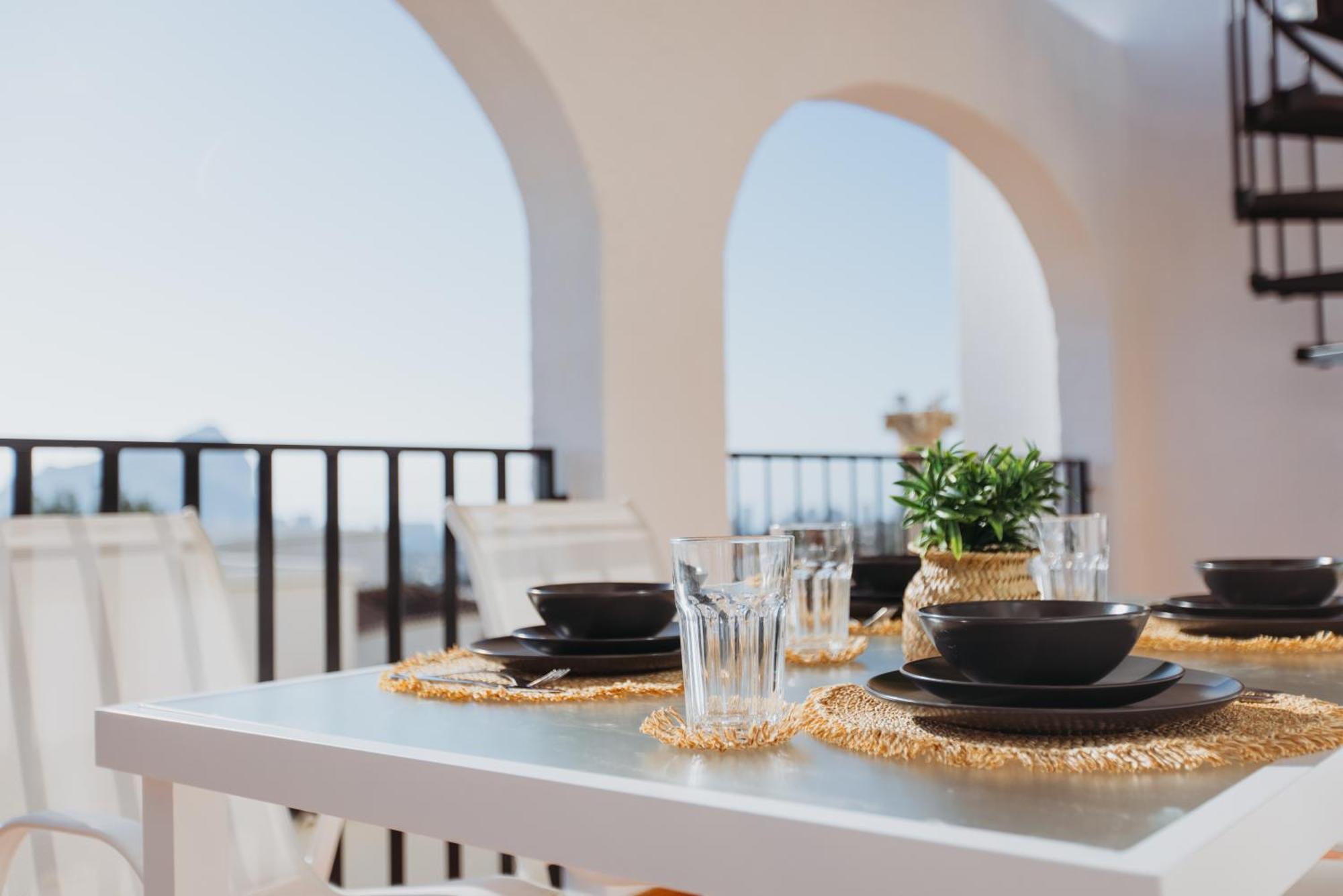 Casa Sunrise - Costa Blanca House With Rooftop, 5 Swimming Pools And Panoramic Sea- And Views At Penon De Ifach Calpe Eksteriør bilde